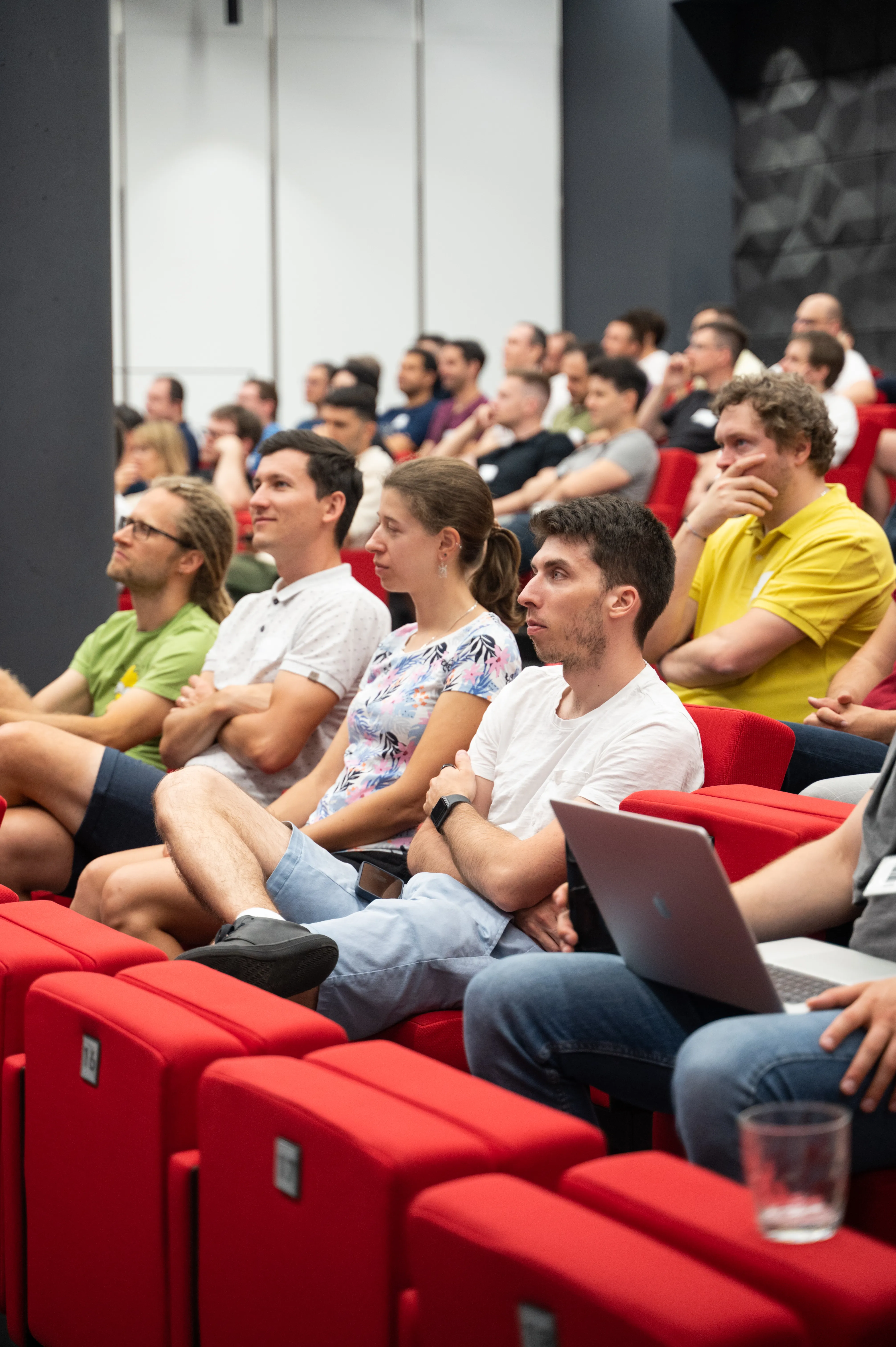 Engineering leaders networking at an ELC meetup