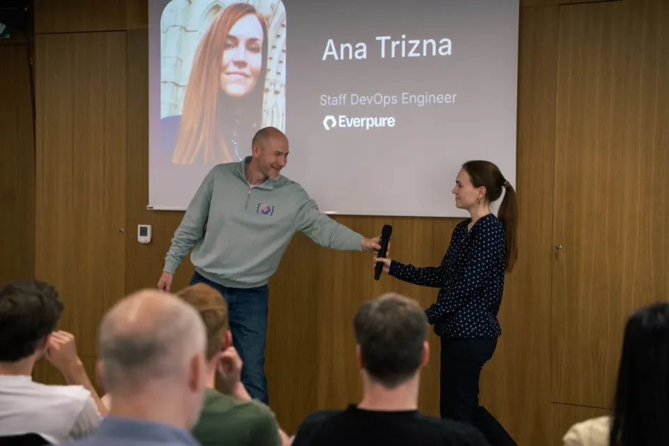 Ana Trizna introduced on stage at ELC meetup #39
